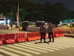 Patroli Malam Polsek Metro Gambir: Cegah Balap Liar dan Wujudkan Kenyamanan di Jalan Medan Merdeka Selatan