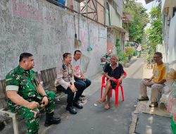 Program “Jaga Jakarta”: Polisi dan Babinsa Bangun Kesadaran Warga Peduli Kamtibmas