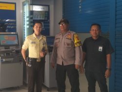 Bhabinkamtibmas Johar Baru Sambangi Bank BCA, Ajak Perkuat Keamanan Lewat Patroli Dialogis dan Cooling System