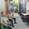 Giat Patroli Malam, Bhabinkamtibmas Kampung Rawa Tekankan Pentingnya Deteksi Dini dan Kamtibmas di Poskamling RW 06