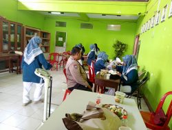 Bhabinkamtibmas Petamburan Sambangi Warga RW 06, Sampaikan Imbauan Kamtibmas