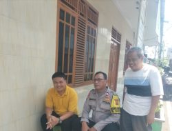Perkuat Cooling System, Bhabinkamtibmas Johar Baru Sambangi Warga RW 05 Door to Door