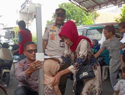 Perkuat Layanan Kesehatan Warga, Bhabinkamtibmas Kampung Rawa Monitoring Posyandu Balita, Lansia dan Posbindu di RW 07