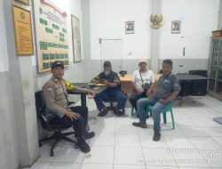 Aiptu Baktiar Bhabinkamtibmas Galur Sambangi Pos Kamling RW 02, Perkuat Sinergi Warga dalam Jaga Kamtibmas