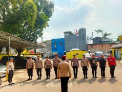 POLSEK JOHAR BARU GELAR APEL PATROLI GUANTIBMAS, TEGASKAN KOMITMEN HADIRKAN RASA AMAN BAGI WARGA