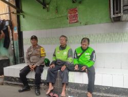Bangun Kamtibmas, Polisi Sambangi Pengemudi Ojol di RW 05 Galur