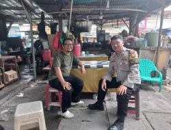 Bhabinkamtibmas Kebon Kacang Saling Koordinasi Dengan Ketua RT 05/09, Memastikan Wilayah Kondusif