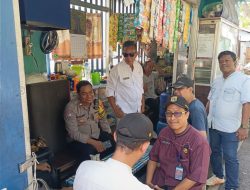 Nongkrong Bareng Bhabinkamtibmas, Polisi Ajak Warga Kemayoran Jaga Keamanan dan Kebersamaan