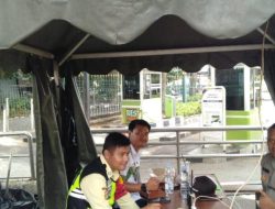 Bhabinkamtibmas Sambangi Stasiun Gambir, Pastikan Keamanan dan Kenyamanan Penumpang