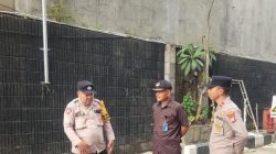 Personel Polsek Metro Gambir Laksanakan Pengamanan Aset Vital di PT PELNI