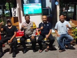 Bhabinkamtibmas Cideng Sambangi Pos Kamling, Ajak Warga Tetap Waspada dan Peduli Keamanan Lingkungan