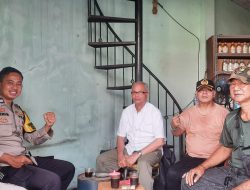 Bhabinkamtibmas Kebon Melati Sambangi Tokoh Masyarakat Sebagai Cooling System