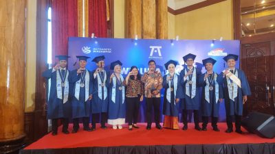 TUJUH MAHASISWA BINAAN PAMA SUKSES DIWISUDA DI ASTRA TECH, WUJUD NYATA KOMITMEN PAMA DUKUNG PENDIDIKAN ANAK BANGSA