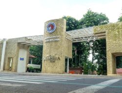 MANTAN DEKAN FH UKSW UMBU RAUTA KA LAH TELAK  DI PENGADILAN TINGGI TUN SURABAYA