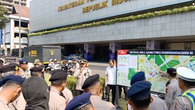 3.225 Personel Disiagakan Pelayanan Aksi Unjuk Rasa Memperingati Hari Pendidikan Nasional Dibeberapa Titik di Wilayah Polres Metro Jakarta Pusat