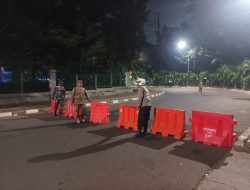 Patroli Samapta Gambir dan Tiga Pilar Kecamatan Gambir Lakukan Patroli Cegah Balap Liar Di Medan Merdeka Timur