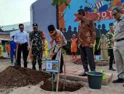 Kapolsek Johar Baru Bersama Tiga Pilar Menghadiri Soft Launching Penataan Kawasan Oleh Pj Gubernur DKI Jakarta di Johar Baru