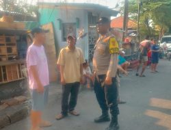 Bhabinkamtibmas Johar Baru Sambang Dialogis Sampaikan Pesan Kamtibmas kepada Tokoh Masyarakat dan Warga RW 04