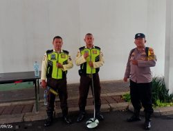 Menjelang Pilkada Bhabinkamtibmas Gondangdia Patroli Dialogis