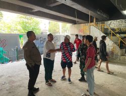 Menjelang Pilkada Bhabinkamtibmas Menteng Antisipasi Nonton Bareng