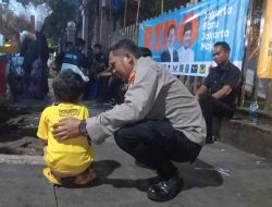 Pelayanan Personil Patmor Berikan Imbauan Humanis Anak Bermain Handphone