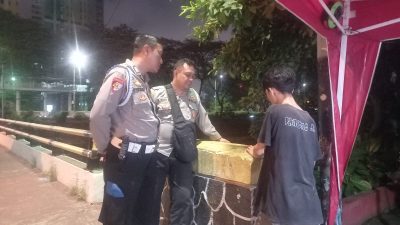 Imbauan Humanis Pedagang Sekitat Jembatan Menteng Tenggulun