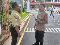 Patroli Sore Hari 1053 Samapta Polsek Metro Tanah Abang Dan Imbauan Kamtibmas Security Kompas Gramedia