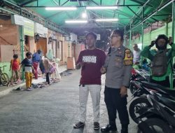 Bhabinkamtibmas Karet Tengsin Patroli Dialogis Koordinasi Dengan Ketua RT 13/02 Menjelang Pilkada