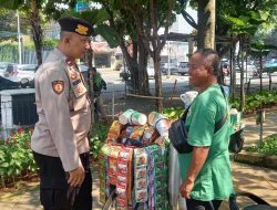 Imbauan Pedagang Kopi Keliling Menjelang Pilkada DKI Sekitar Taman Lembang