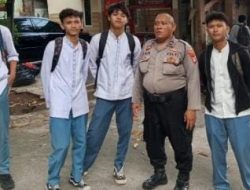 Panit Sabhara Berikan Imbauan Kepada Pelajar Yang Pulang Sekolah