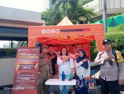 Bhabinkamtibmas Gondangdia Pemantauan Posko Layanan Pindah Memilih Untuk Pilkada Aman Dan Damai