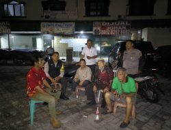 Patroli Malam Kapolsubsektor Rajawali Antisipasi Tawuran dan Kejahatan