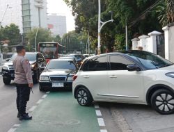 Cegah Kemacetan Serta Timbulnya Aksi Tawuran Depan Sekolah Kolose Kanisius