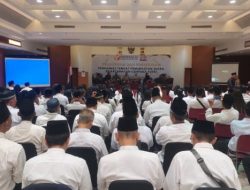 Bhabinkamtibmas Cempaka Putih Timur Hadiri Pelantikan Dan Pembekalan Pengawas TPS Kecamatan Cempaka Putih