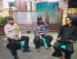 Sambang Pos Kamling Bhabinkamtibmas Kelurahan Johar Baru Imbau Petugas Satkamling RW 04