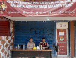 Polsek Kemayoran melakukan Pengamanan Pendistribusian Logistik Pilgub – Wagub DKI Jakarta Tahun 2024