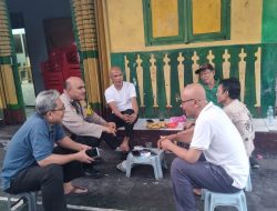 Cooling System Jelang Pilkada Bhabinkamtibmas Kampung Bali Berikan Imbauan Kepada Ketua RW 04 Dan Pengurus RW