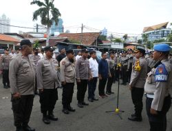Kapolsek Metro Gambir Pimpin Apel Anggota, Tekankan Pelayanan Prima kepada Masyarakat