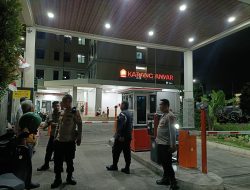 Wakapolsek Sawah Besar Pimpin Langsung Dalam Cegah Tawuran Warga Di Perbatasan Kartini Karang Anyar Dan Mangga Dua