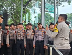 Kapolsek Sawah Besar Pimpin Apel Pengamanan Malam Natal di Gereja Katedral