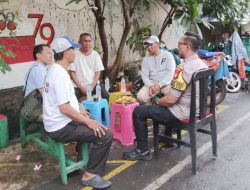 Cooling System Bhabinkamtibmas Kampung Rawa, Jelang Libur Nataru dengan Tokoh Masyarakat dan Warga Jaga Wilayah Aman.