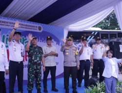 Wakapolres Turut Melepas Mudik Gratis Nataru 2024 di Terminal Bus Kampung Rambutan