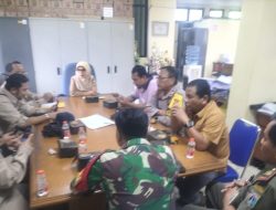 Rapat Koordinasi Tiga Pilar Dalam Rangka Pengamanan Natal dan Tahun Baru 2024 di Wilayah Kelurahan Johar Baru