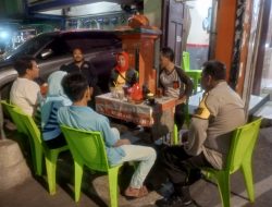 Ngobrol Kamtibmas Bareng Bhabinkamtibmas Karang Anyar Di Masa Libur Nataru
