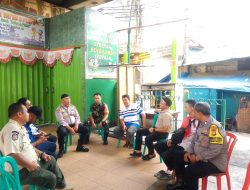 Cegah Tawuran Bhabinkamtibmas Mangga Dua Selatan Gelar Musyawarah Bersama Warga