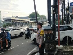 Kegiatan Patroli Bhabinkamtibmas Galur, Pengaturan Arus Lalu Lintas Pagi di Jalan Letjen Suprapto