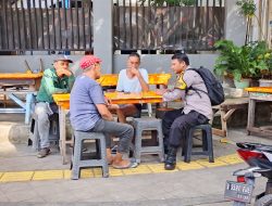 Bhabinkamtibmas Pegangsaan Sambang Dan Himbauan Kamtibmas Di Jalan Bonang