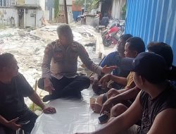 Kebersamaan Ngopi Kamtibmas bersama Pengemudi Truk untuk Colling System