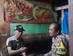 Bhabinkamtibmas Kelurahan Gambir Sambangi Pos Kamling untuk Tingkatkan Keamanan Lingkungan