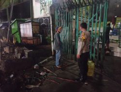 Bhabinkamtibmas Polsektro Tanah Abang Patroli Kewilayahan Sambang Poskamling RW 07 Kelurahan Kebon Kacang